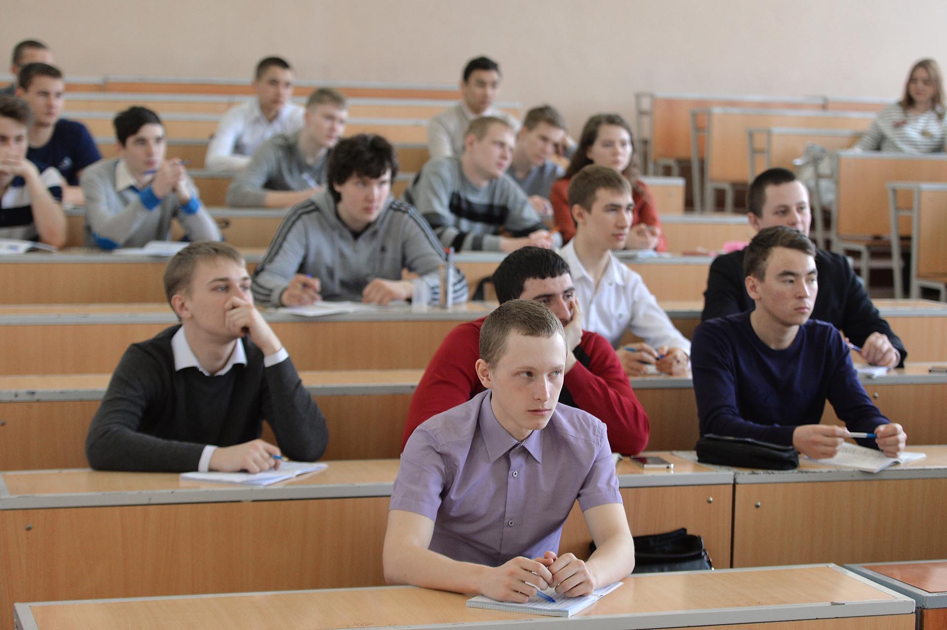 Russian higher education. Колледжи Саранска после 9 класса. Учебные заведения Саранска после 9 класса. Колледж в Реутово после 9 класса. Зачем история в вузе.