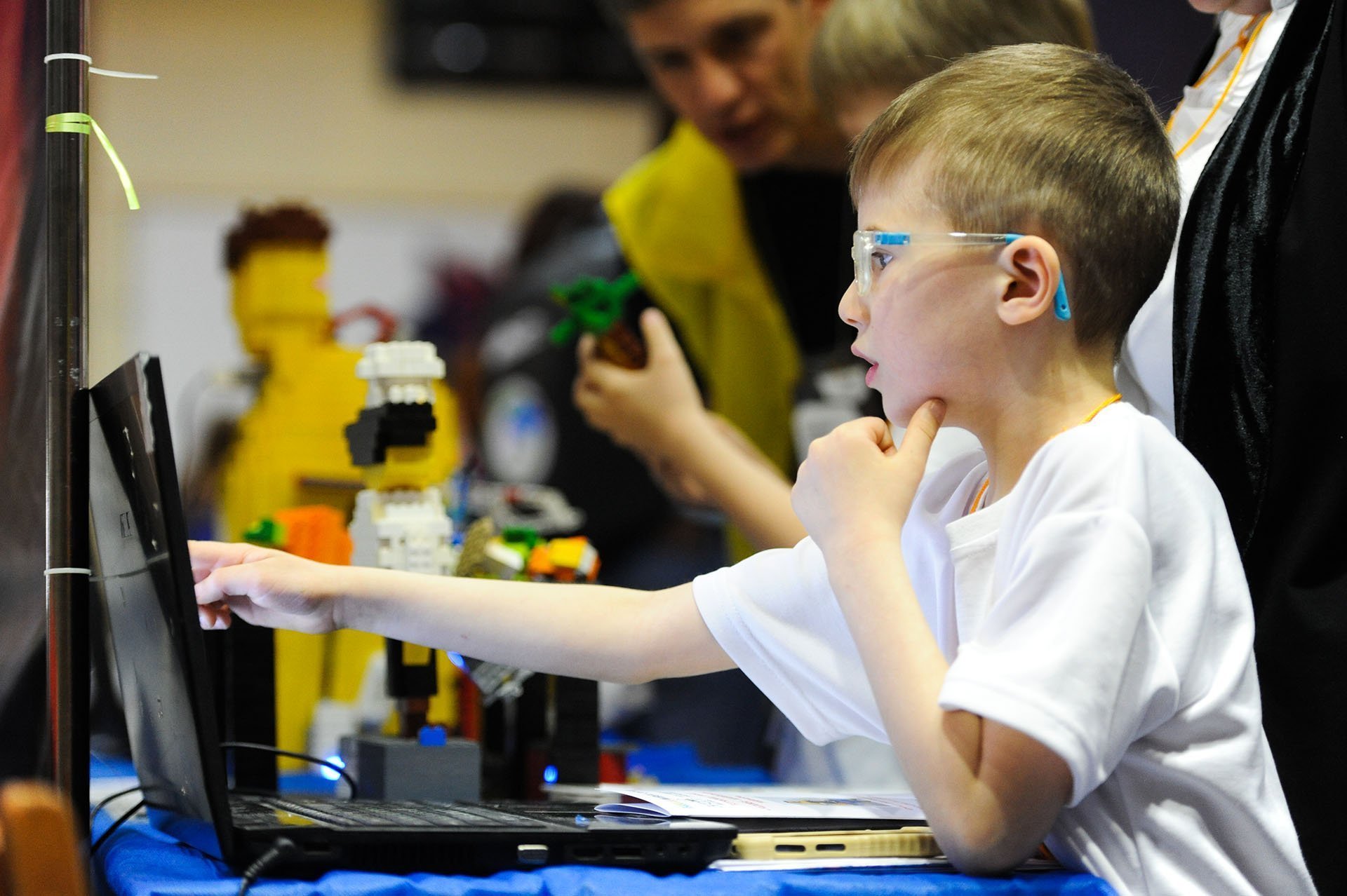 Открыт донабор на курсы программирования для школьников «Код будущего ...