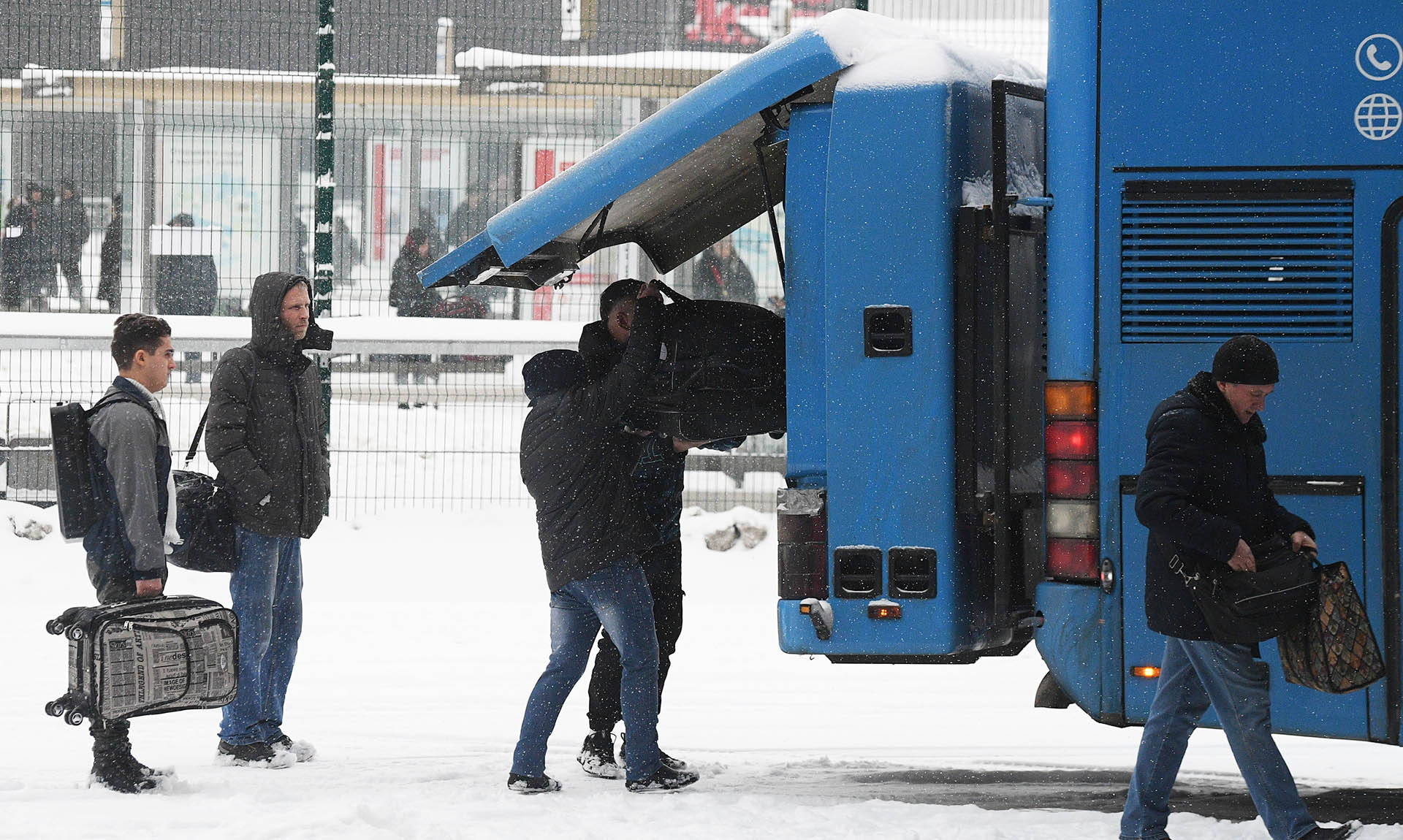 В 2024 году появятся новые автобусные маршруты между Крымом и Херсонской  областью – Объясняем.рф