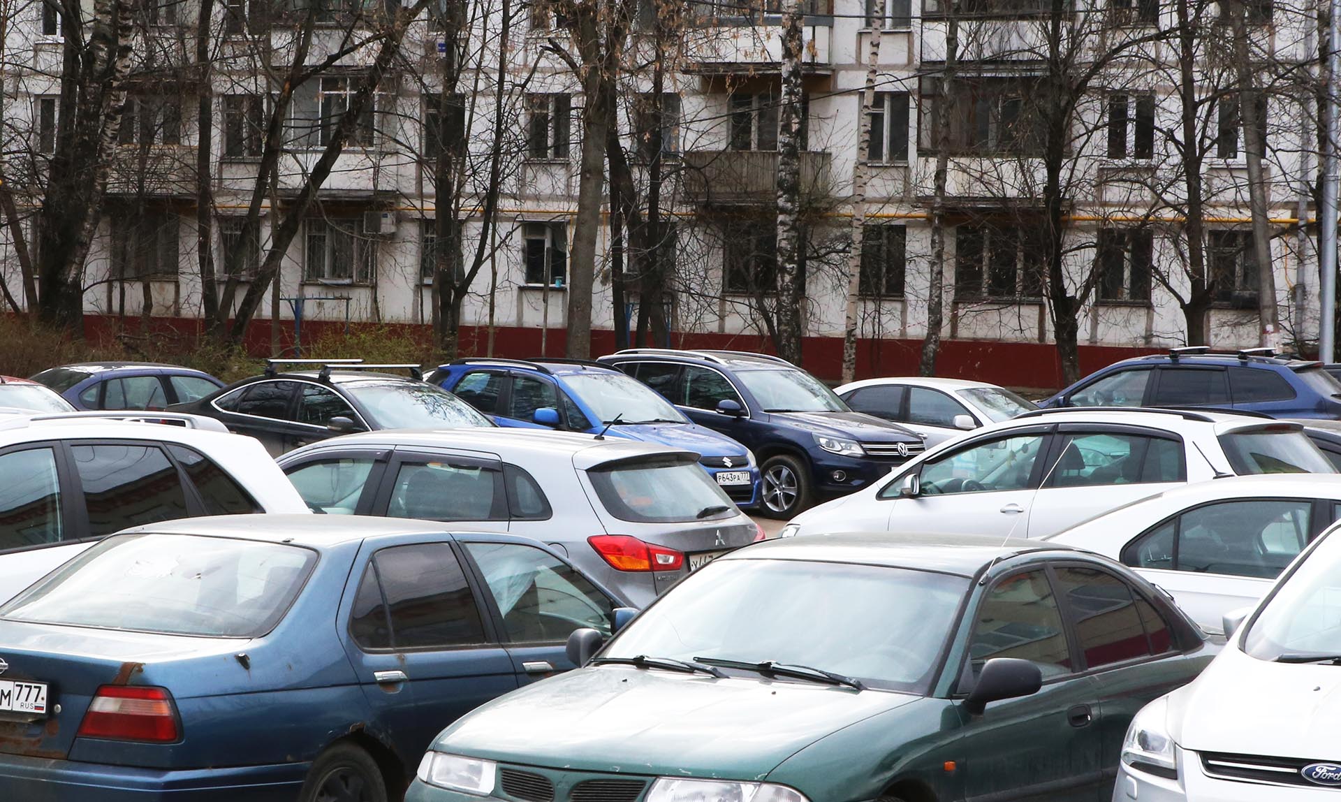 как устроить парковку во дворе дома (97) фото