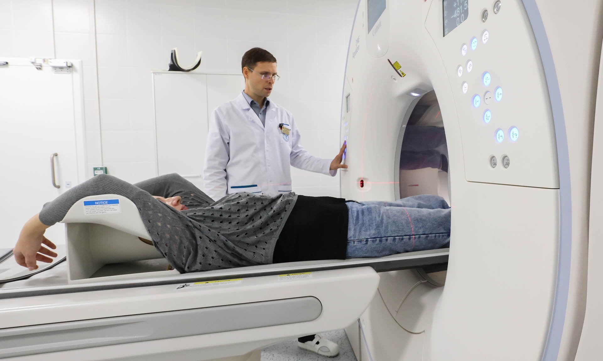  Диагностика при помощи томографа в отделении лучевой диагностики