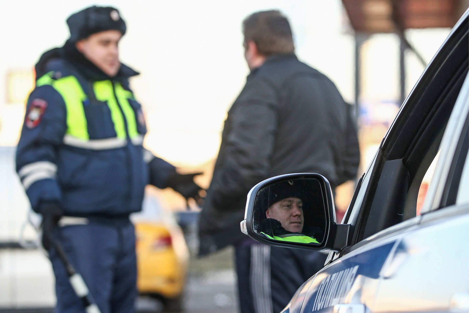 Проверять водителей на алкогольное опьянение по новым правилам начнут с 1  марта – Объясняем.рф