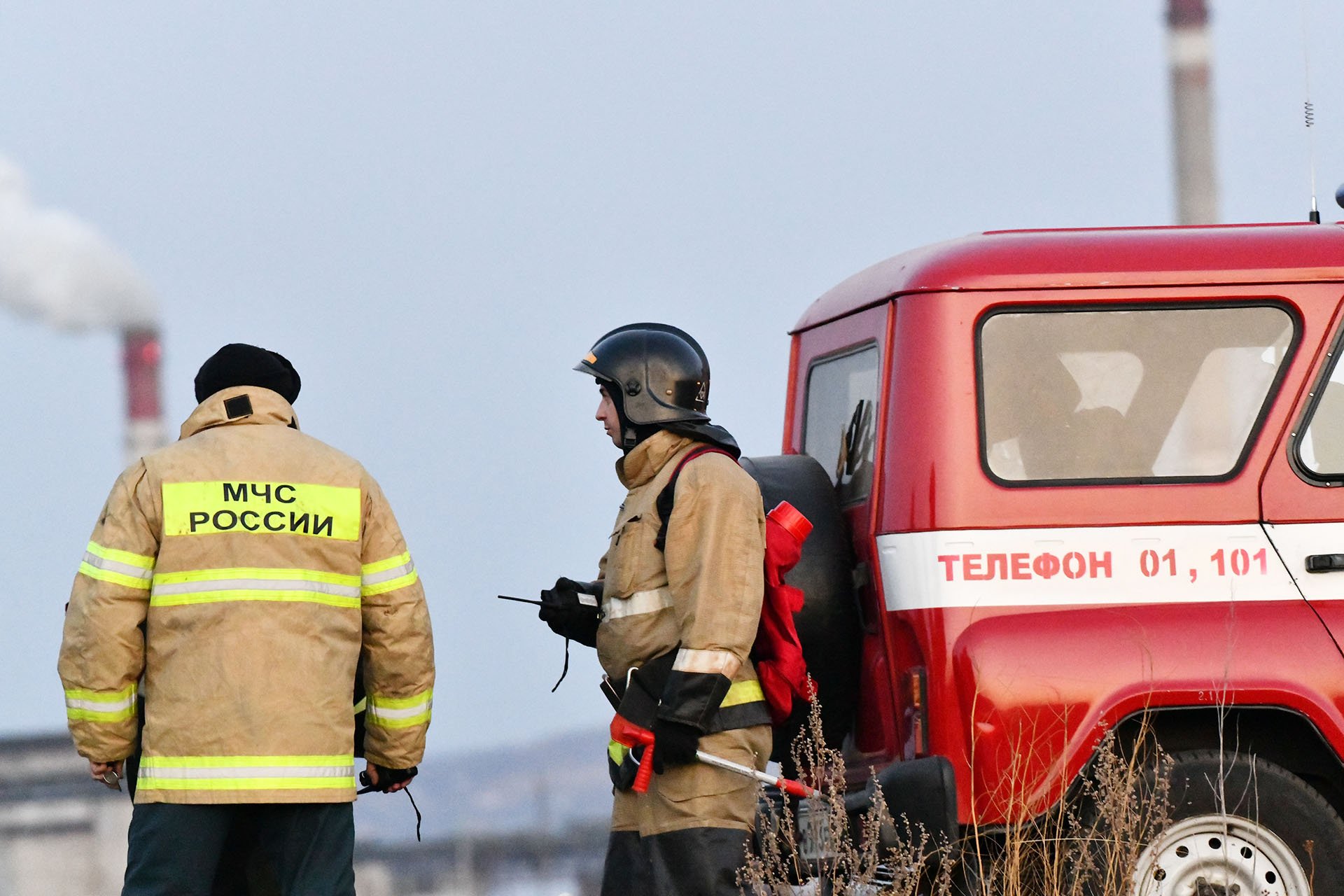 Пожар в Лесозаводске. Пожарный поезд. Пожар на предприятии. 01 Пожарная.