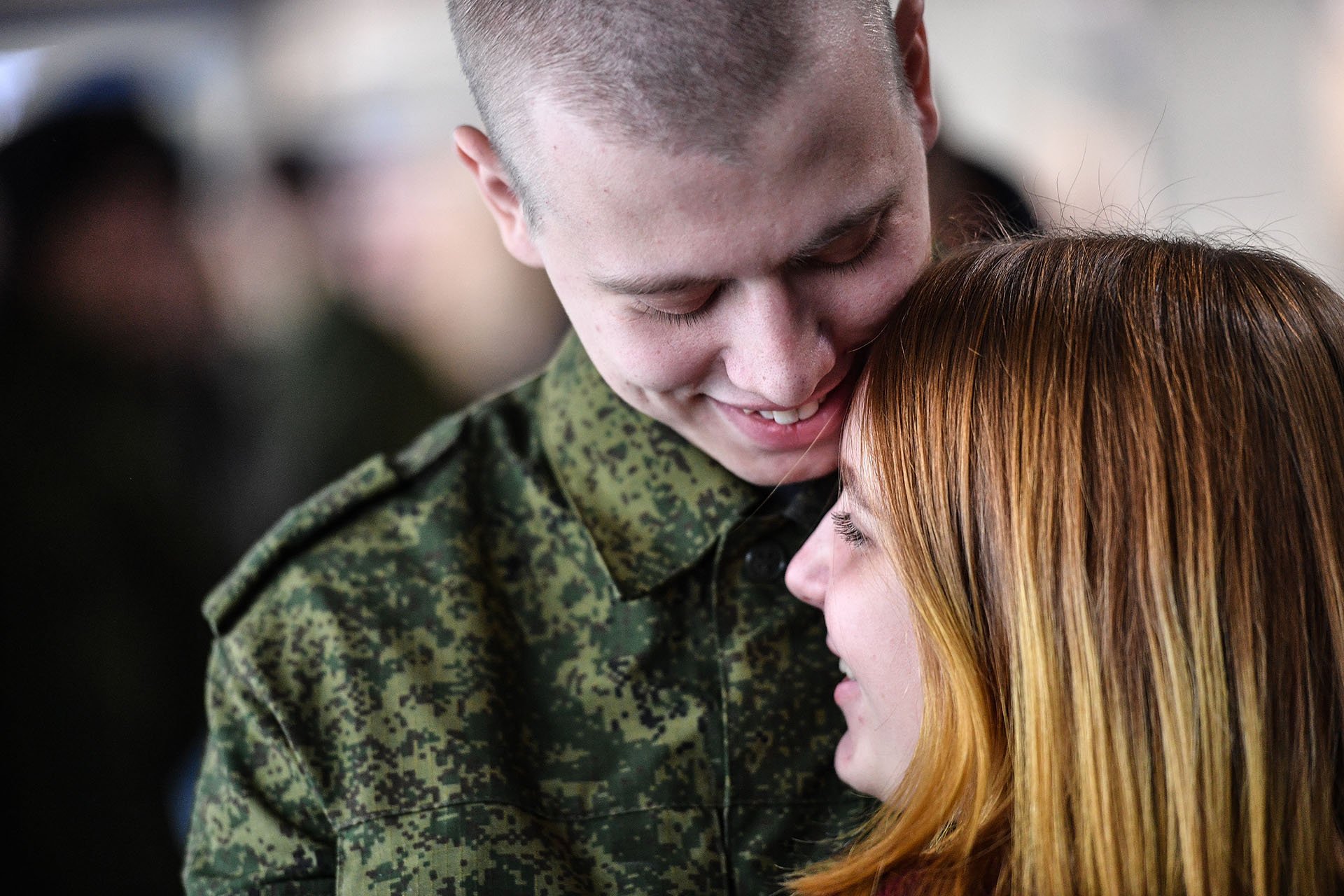 Можно ли пойти добровольцев. Различия мобилизованный контрактник и доброволец. Можно ли пойти добровольцев. Служба по контракту в днр. Центр спецназа в гудермесе.