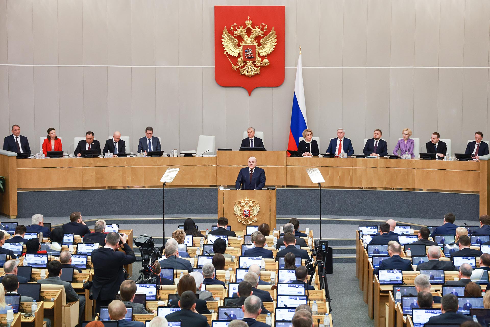  Премьер-министр РФ Михаил Мишустин во время отчета правительства в Государственной Думе