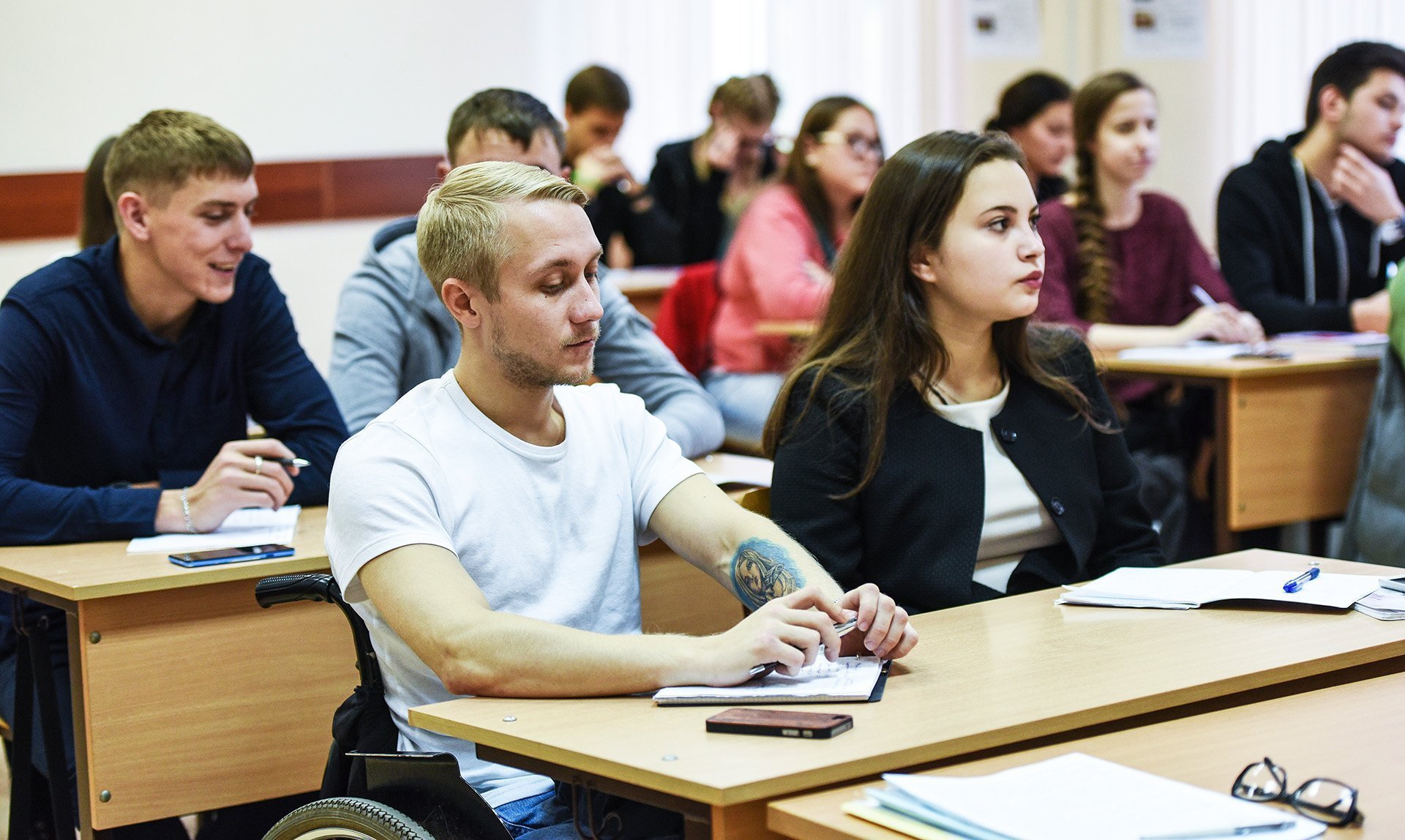 Студентам с инвалидностью вернули доплату к пенсии на период работы в  студотрядах – Объясняем.рф