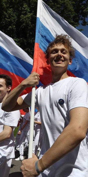 Спортивное шествие, посвященное 105-летию первого парада на Красной площади